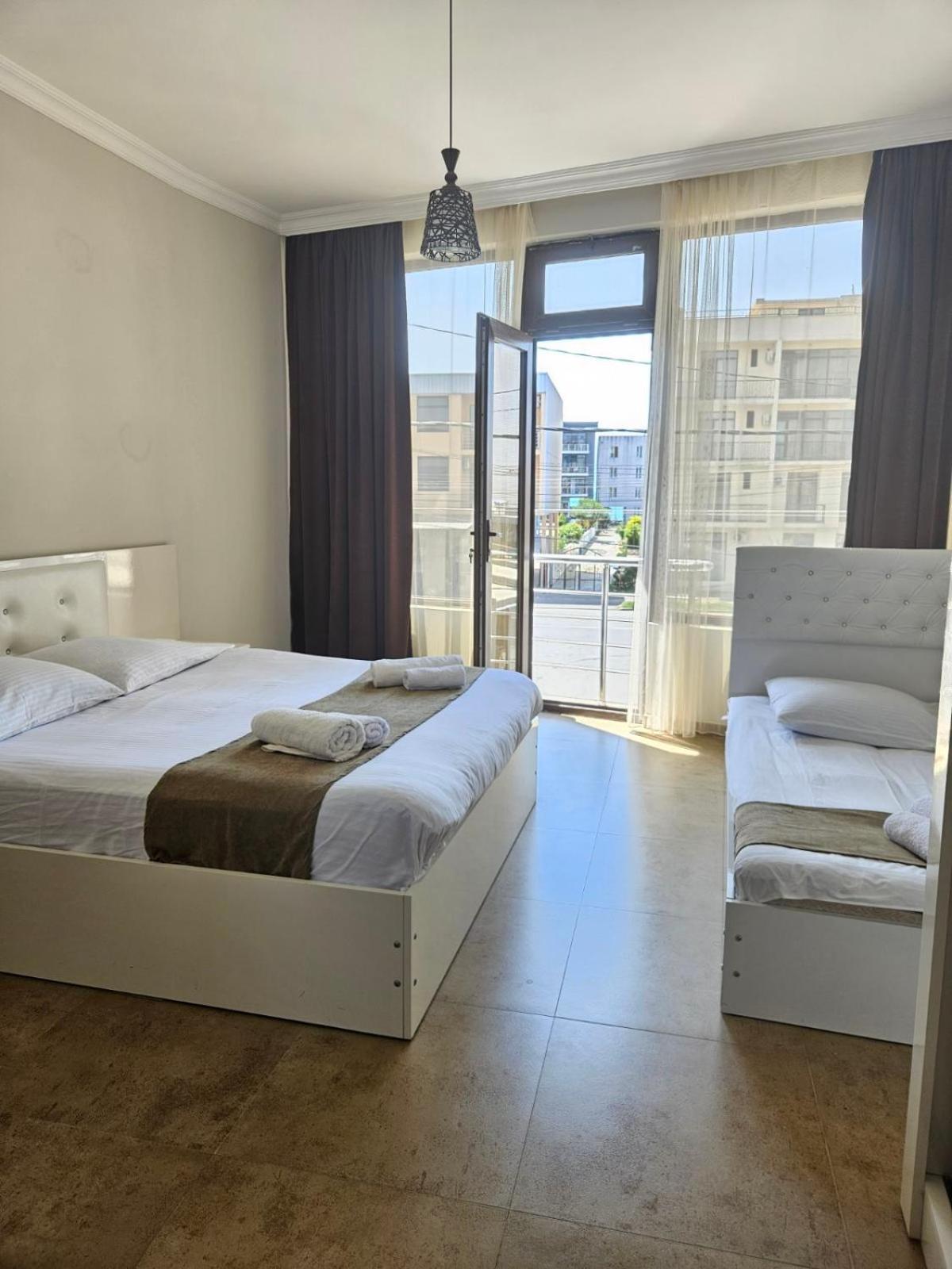 Guest House Gio Kobuleti Εξωτερικό φωτογραφία