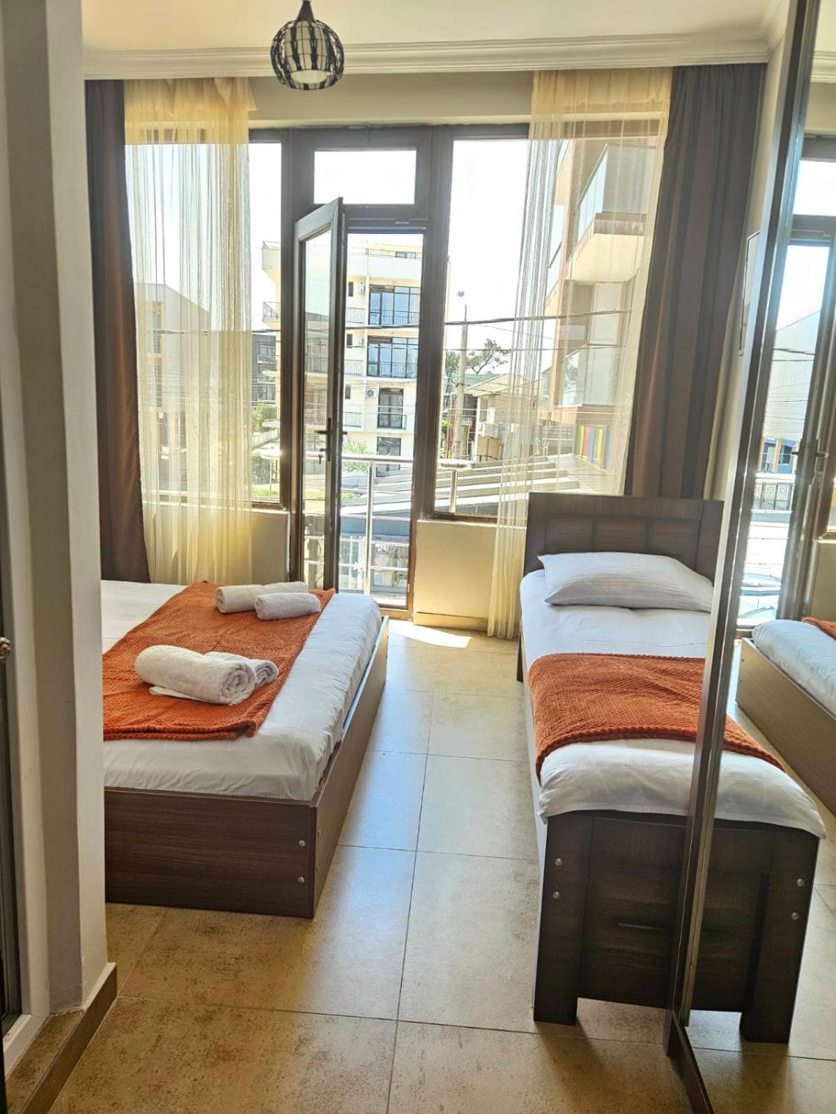 Guest House Gio Kobuleti Εξωτερικό φωτογραφία